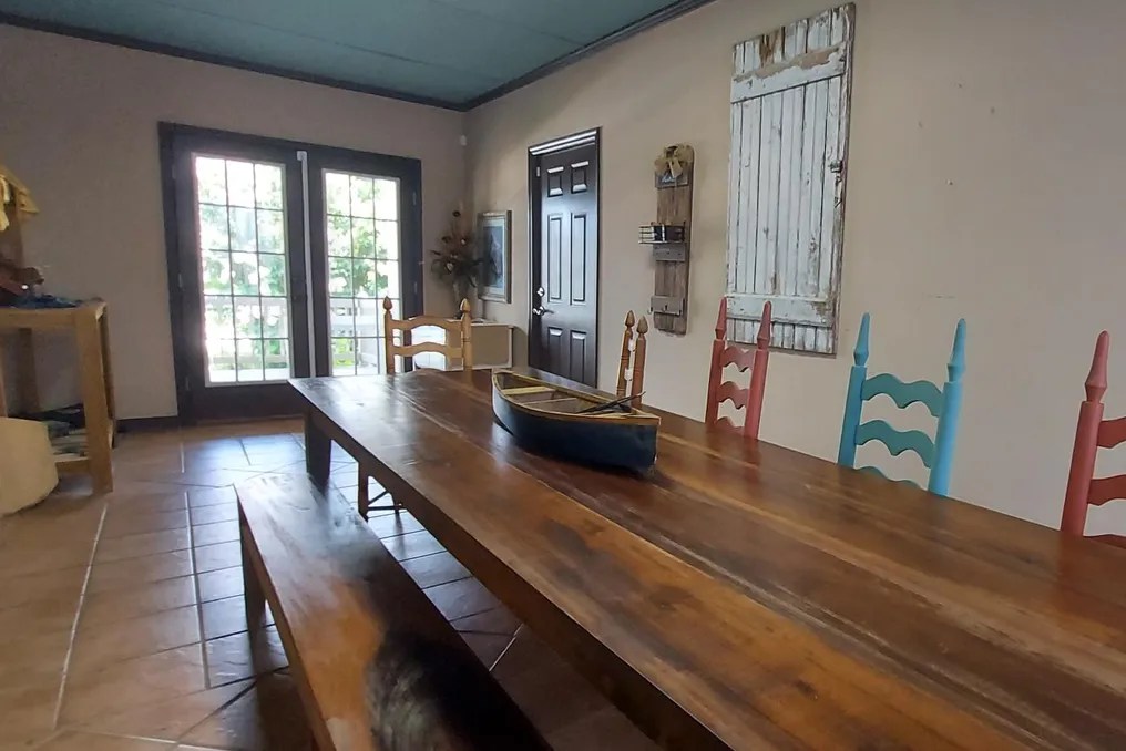 The Carriage House #11