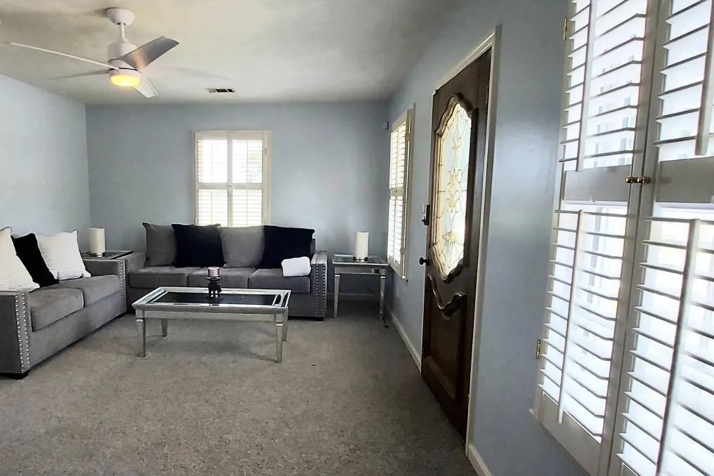 The Carriage House #17