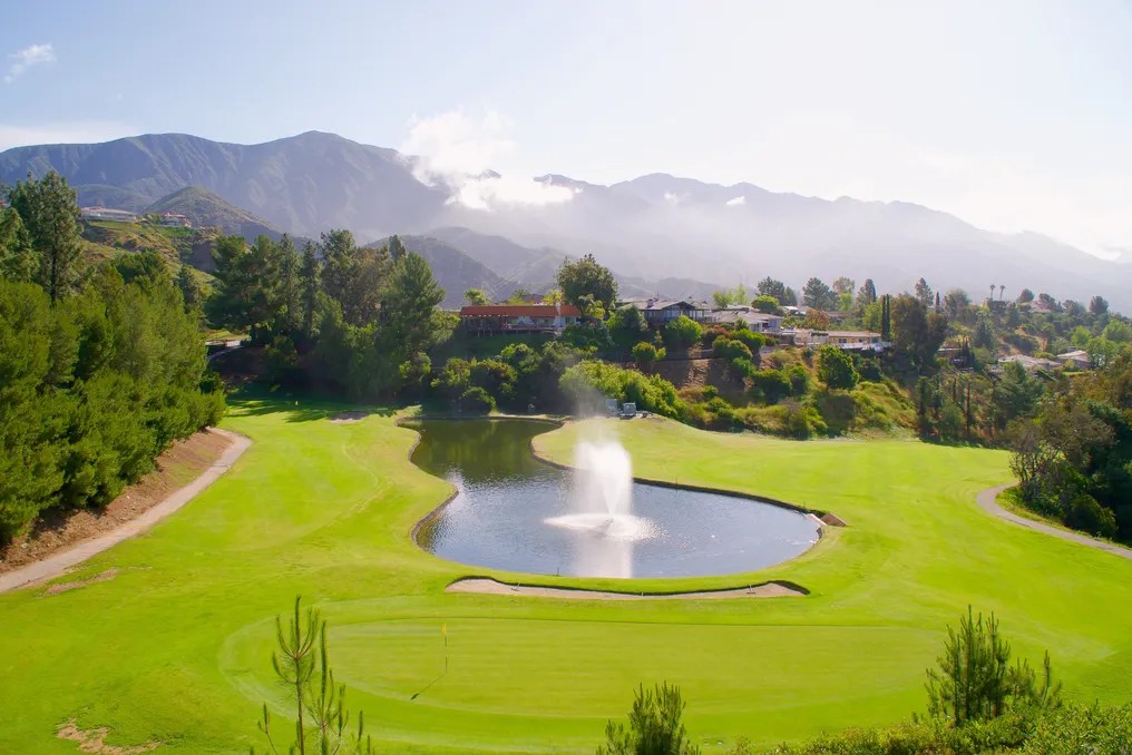 LA CANADA FLINTRIDGE COUNTRY CLUB #2