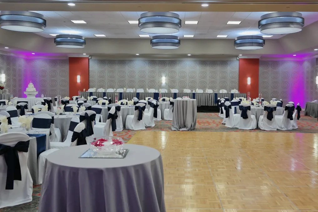 Holiday Inn Wichita East I-35 #5