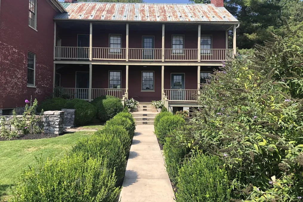 Miller's Farmstead #92