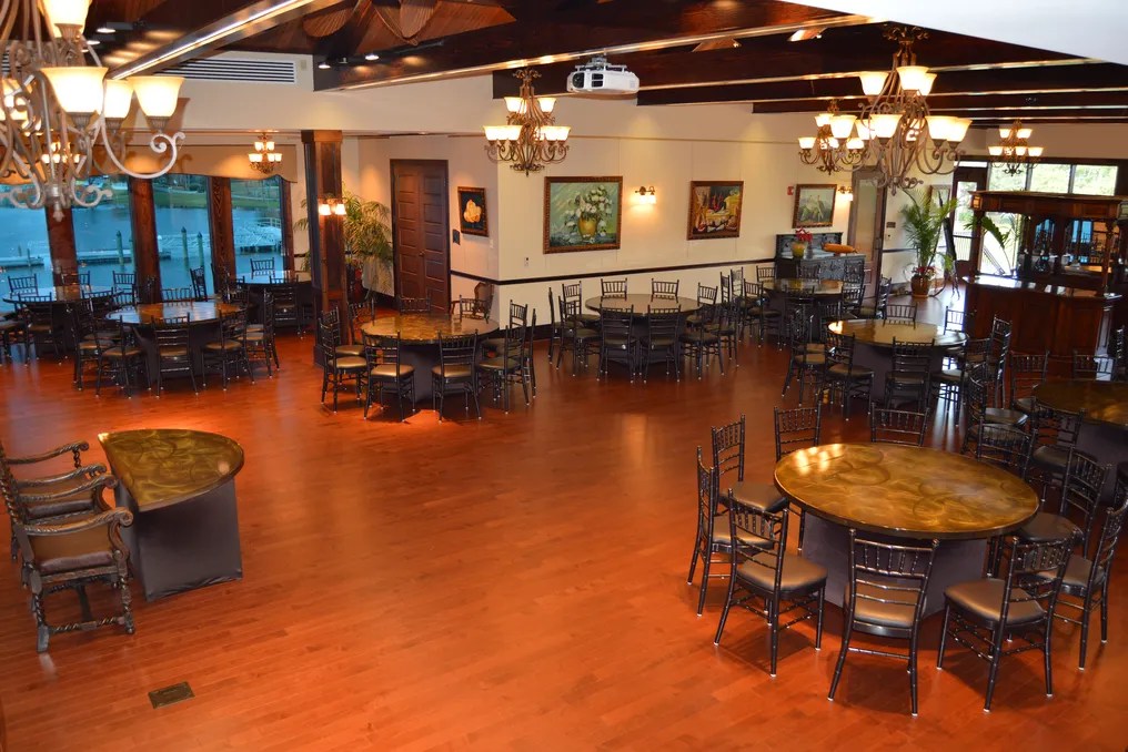 Tavares Pavilion on the Lake #24