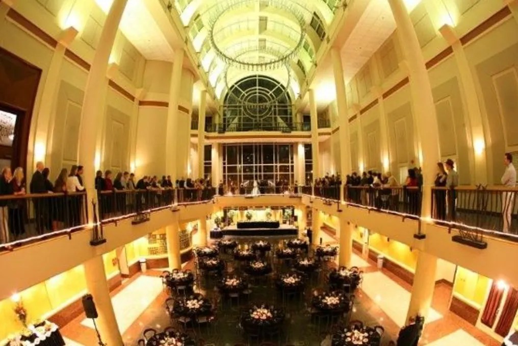 Tsakopoulos Library Galleria #5