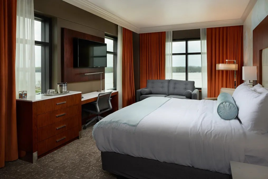 The Merrill Hotel, Muscatine, a Tribute Portfolio Hotel #22
