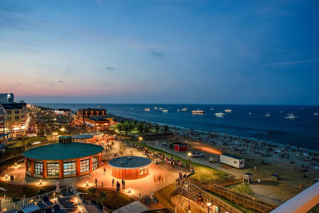 Wave Resort #15