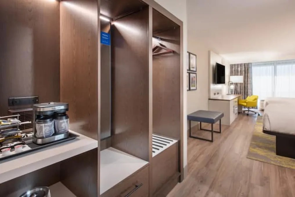 DoubleTree by Hilton Monroe Township Cranbury #8