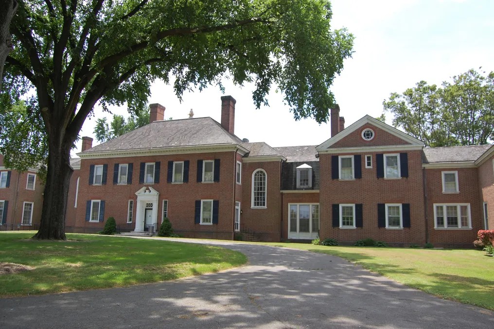 Donaldson Brown Center #22