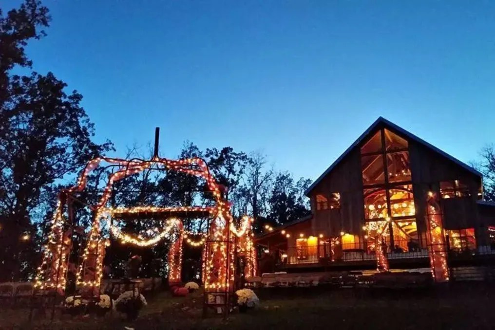 Weathered Wisdom Barn #32