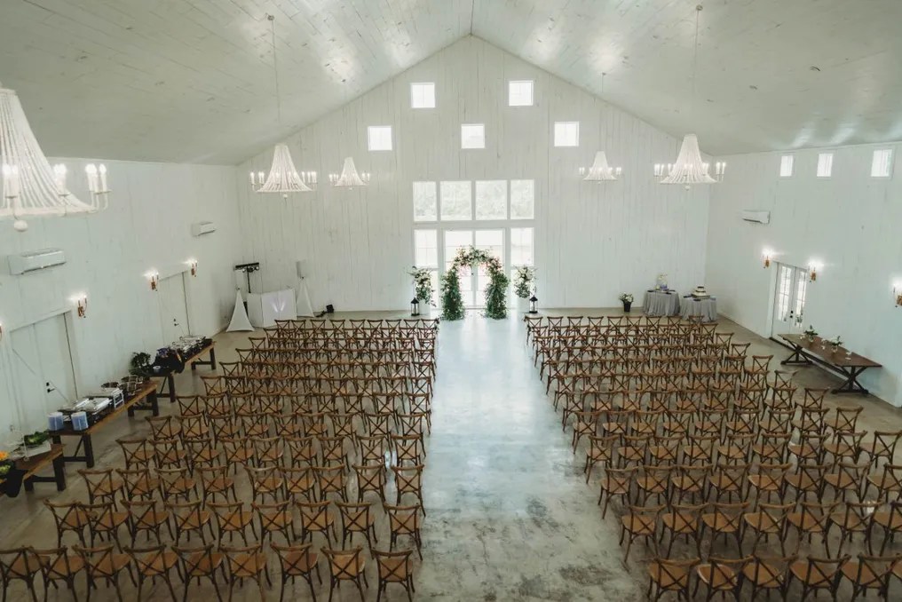 Cottonwood Barn #17