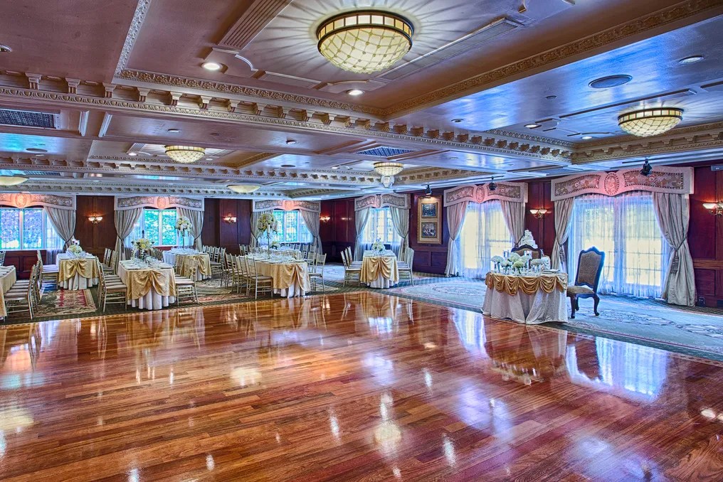 Westbury Manor #37