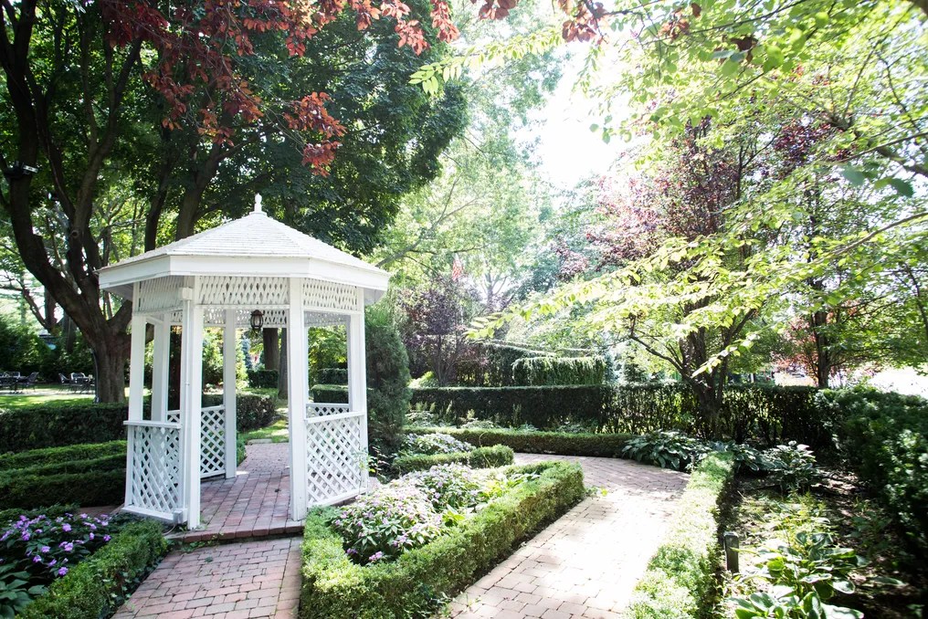 Westbury Manor #49