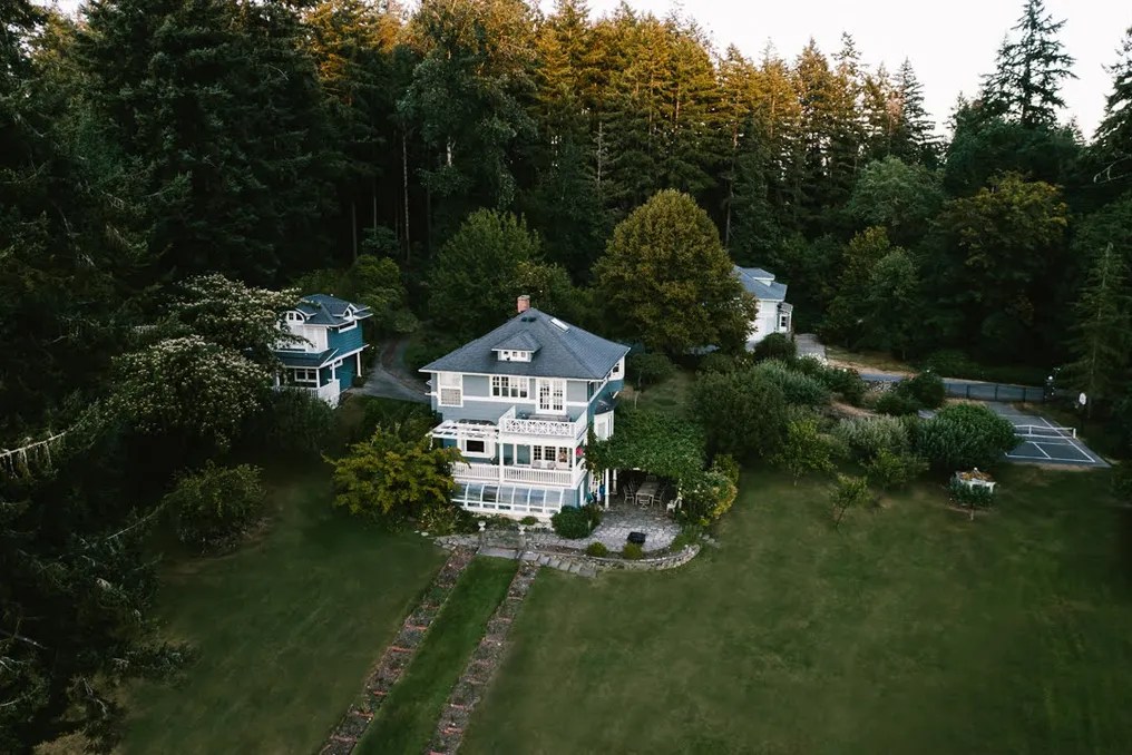 Wisteria Hollow Waterfront Estate #10