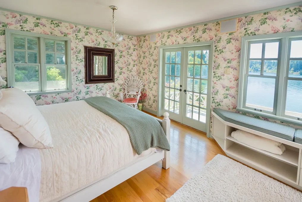 Wisteria Hollow Waterfront Estate #31