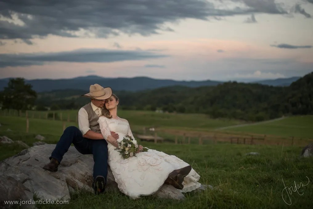 Middle Fork Barn, LLC #24