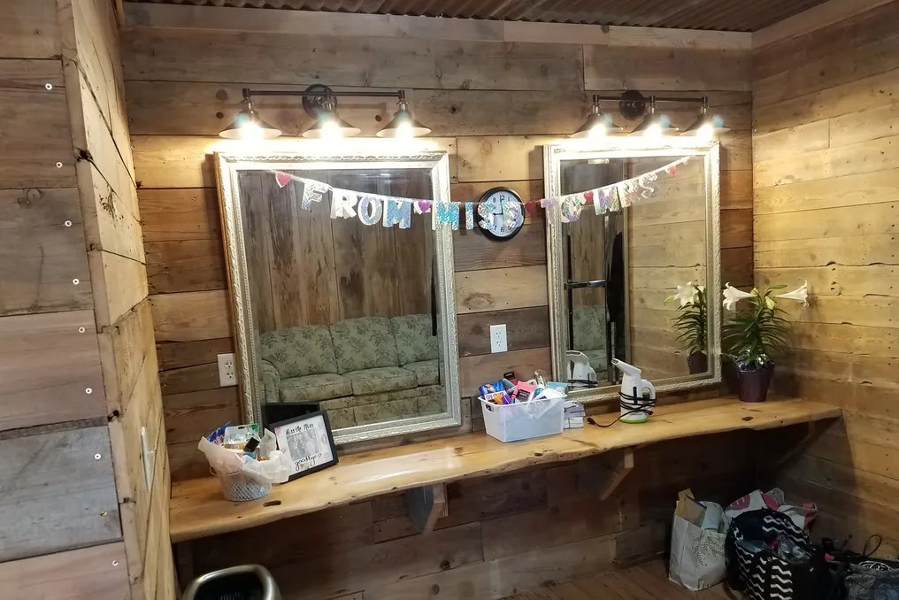 Three Sisters Barn #23