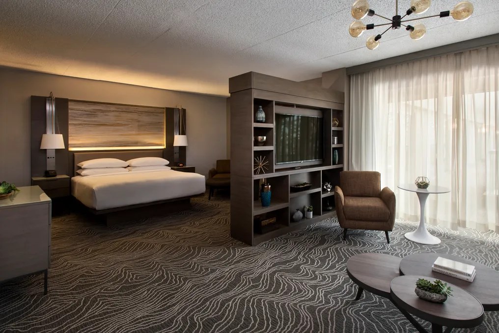 Melville Marriott #6