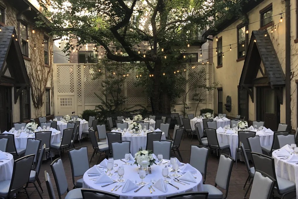 Seven Gables Inn #12