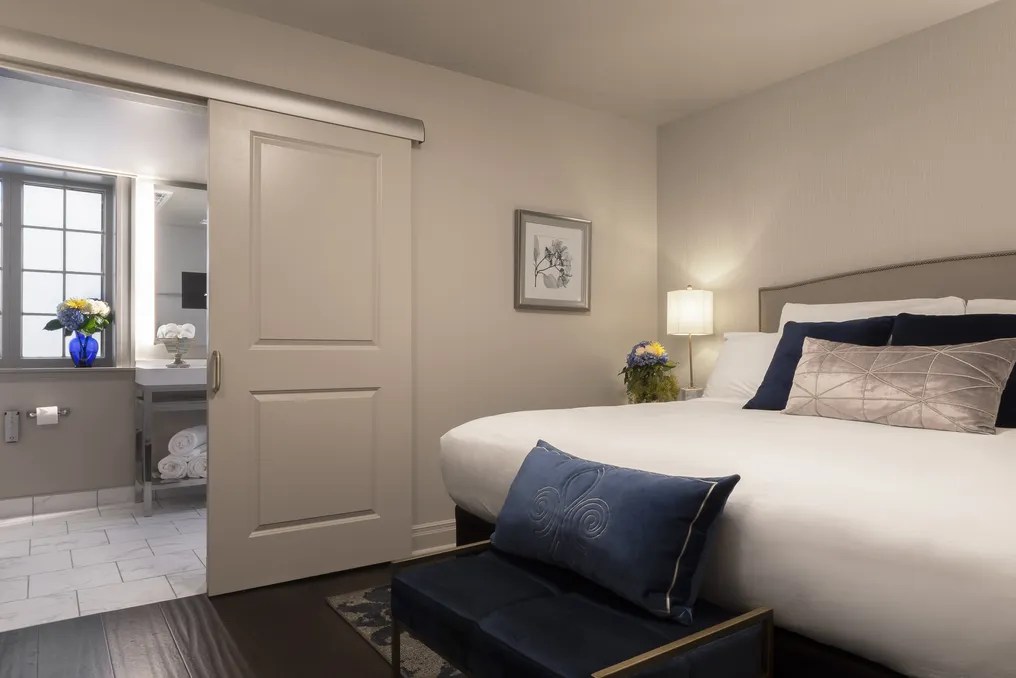 Seven Gables Inn #29
