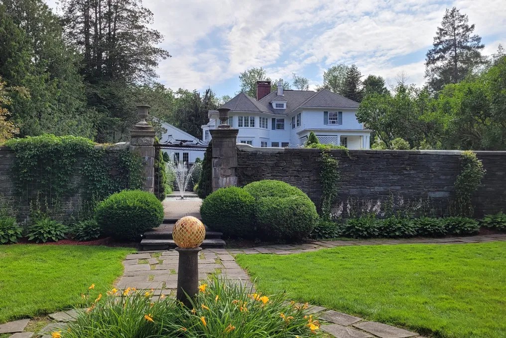 Harding Allen Estate #15