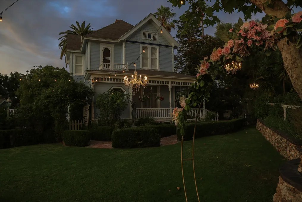 The Tea House on Los Rios #25