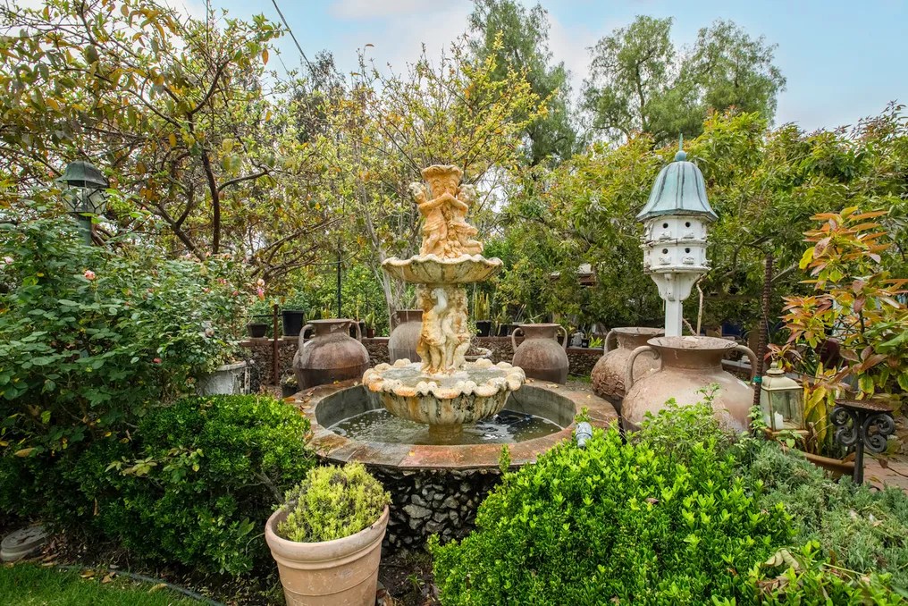 The Tea House on Los Rios #33
