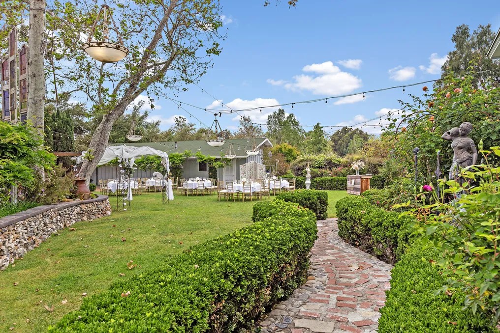 The Tea House on Los Rios #36