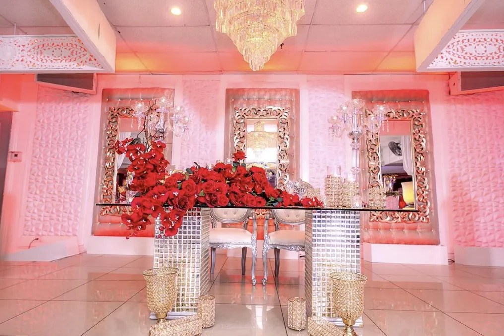 El Palacio del Sol Banquet Hall #36