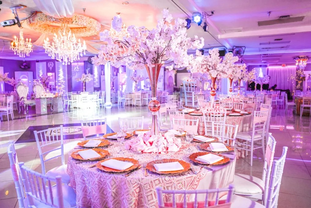 El Palacio del Sol Banquet Hall #51