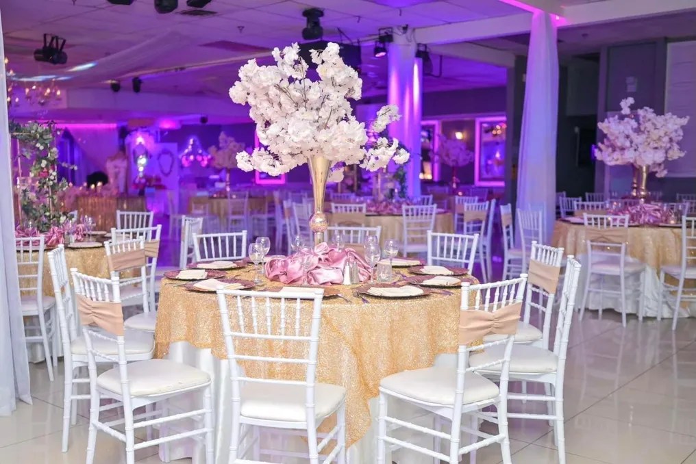 El Palacio del Sol Banquet Hall #64