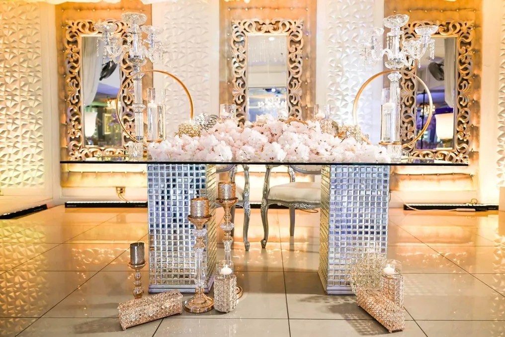 El Palacio del Sol Banquet Hall #68