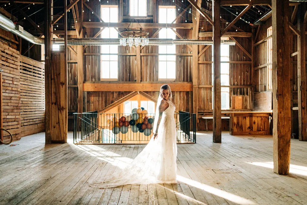 The Bicentennial Barn #25