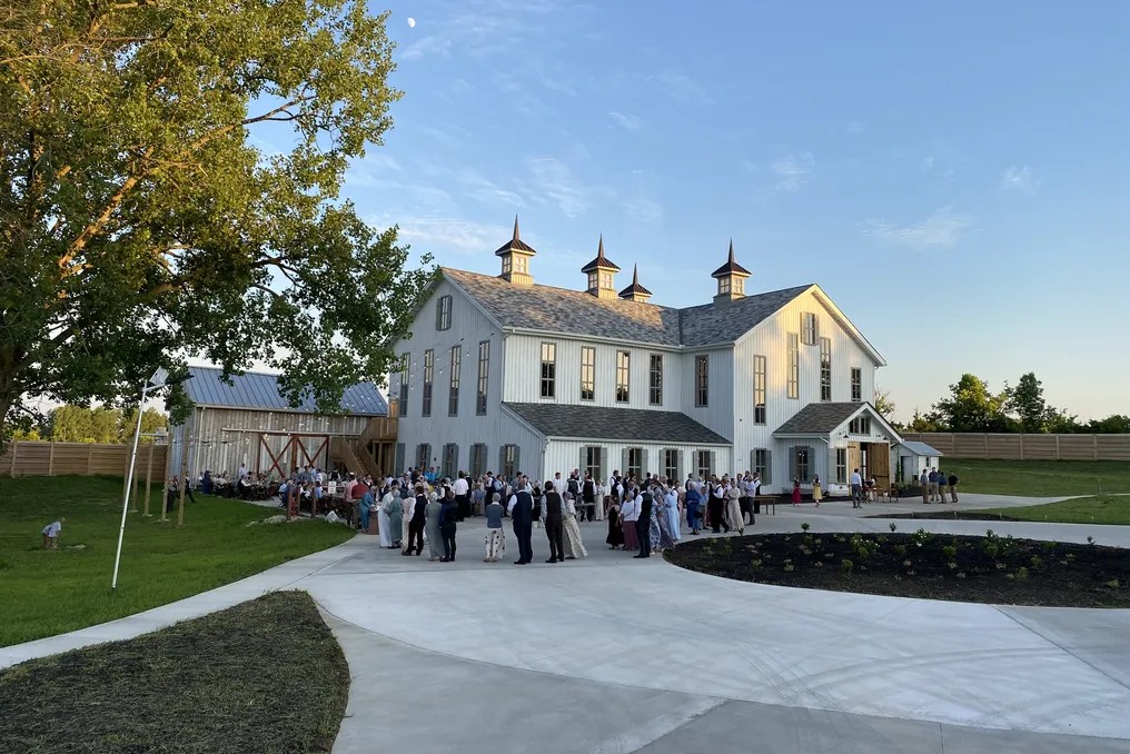 The Bicentennial Barn #35