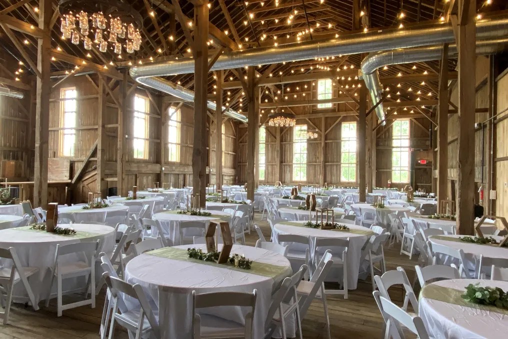 The Bicentennial Barn #37
