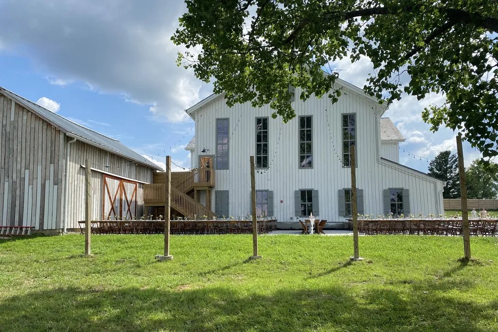 The Bicentennial Barn #46
