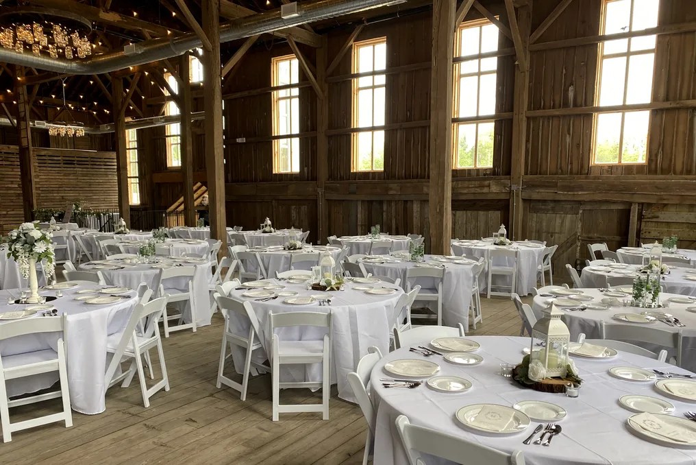 The Bicentennial Barn #86