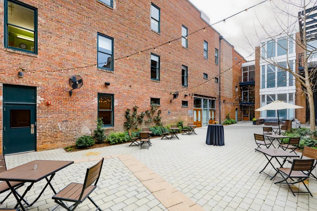Jiddi Space & Courtyard #29