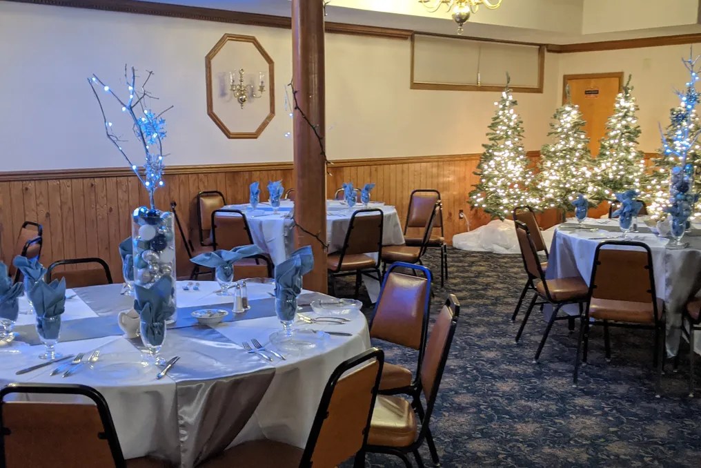 Aurora Ballroom at The German American Society #8