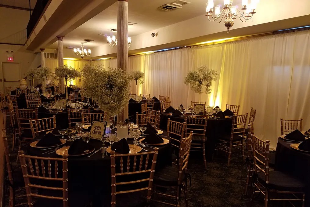 Aurora Ballroom at The German American Society #11