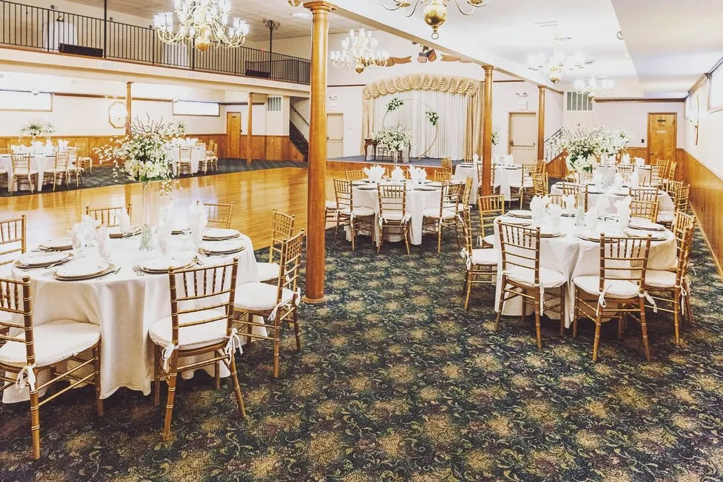 Aurora Ballroom at The German American Society #15