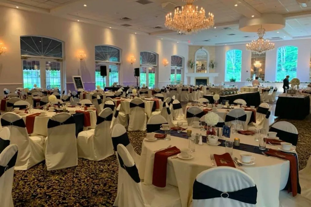 The Creekside Banquet Facility #24