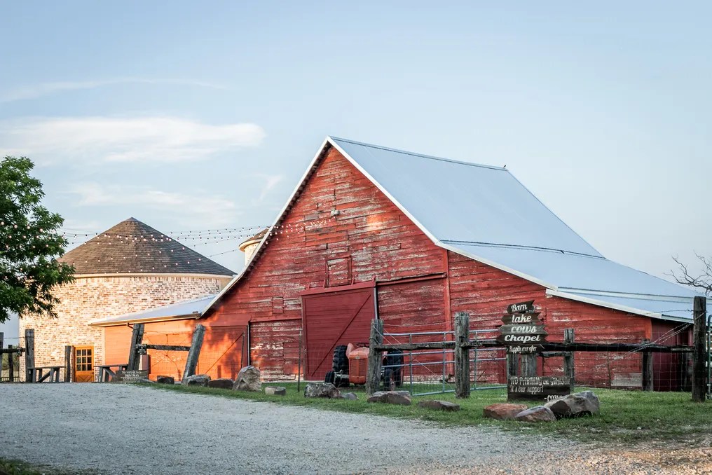 Rustic Grace Estate #29