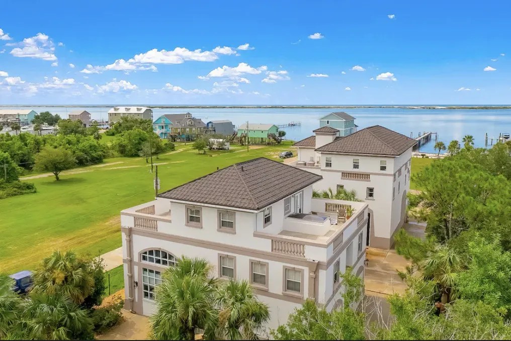 Bella Villa #1