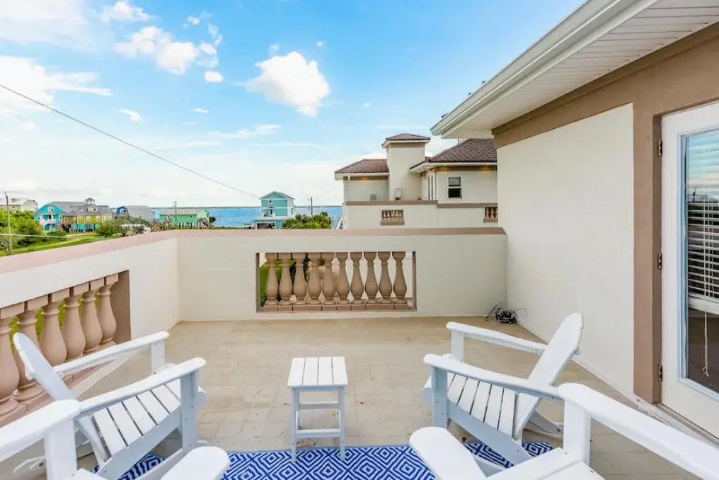 Bella Villa #28