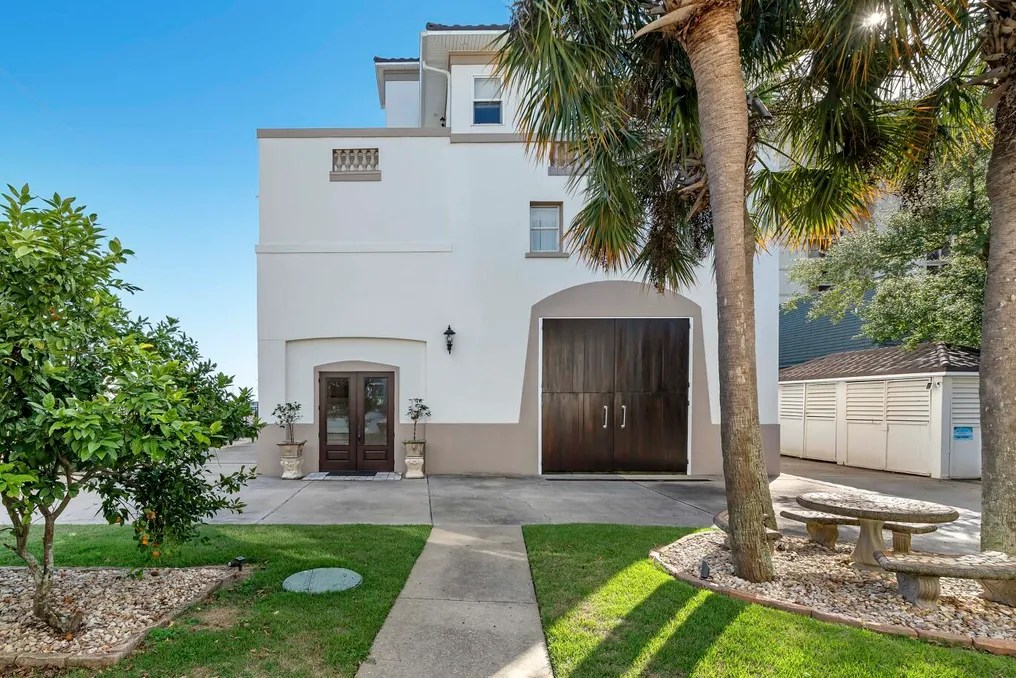 Bella Villa #62