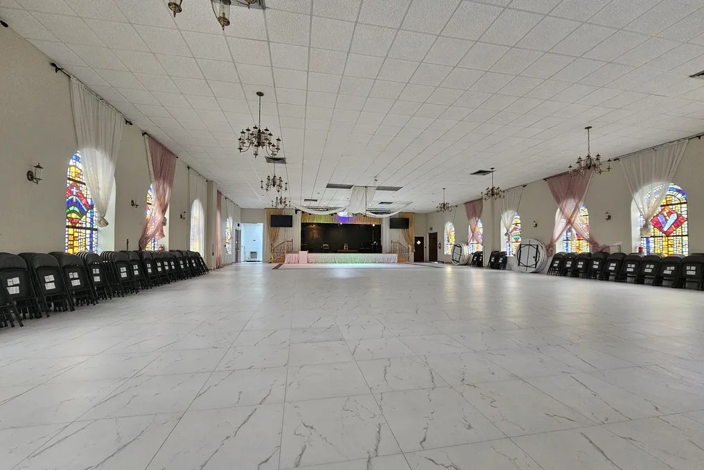 Tru Venue #8