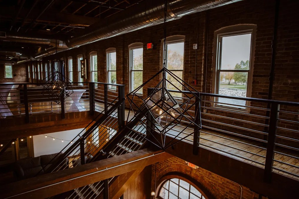 Record Box Loft #14