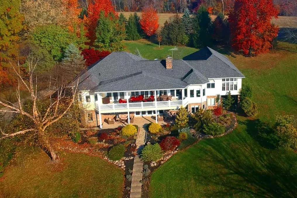 The Stables at Arrowhead Lake #9