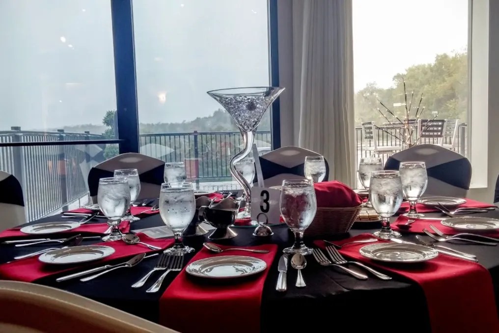 The Sunset Room at the Vista #82