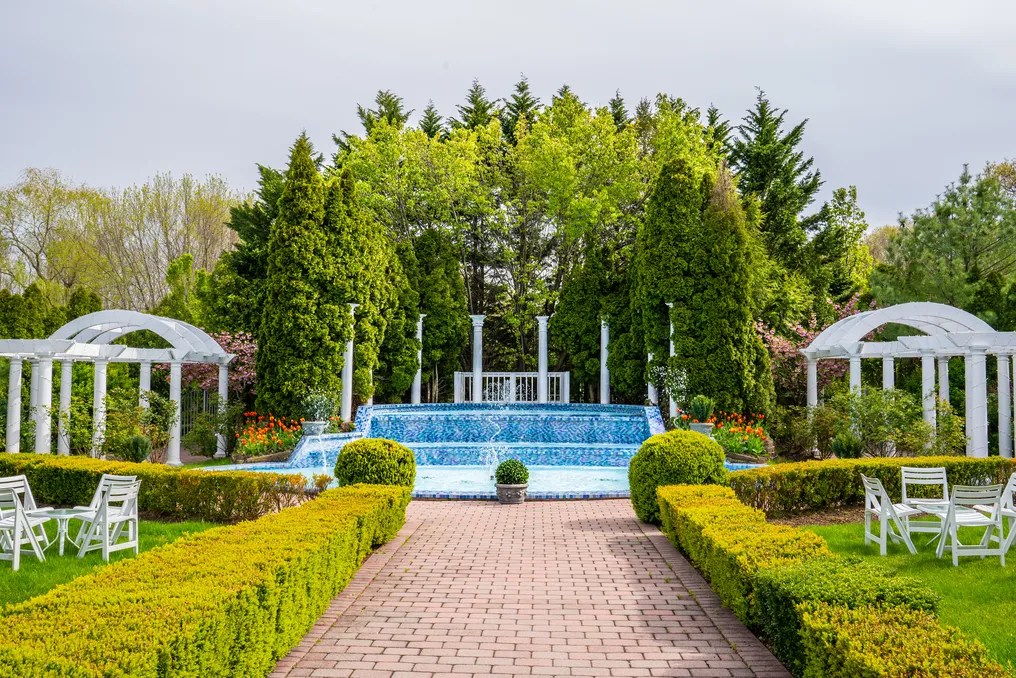 Majestic Gardens #1