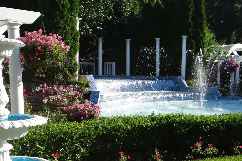 Majestic Gardens #17